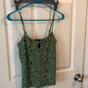 GAP tank top size Medium